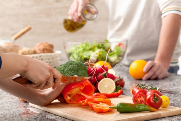 Cooking Together: 5 Tips On Cooking With Seniors